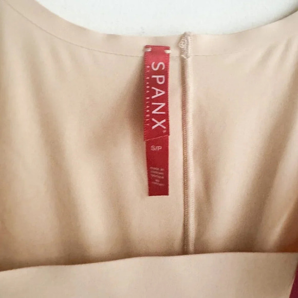 SPANX  Nude Beige Open Bust Slip Small - Picture 4 of 6